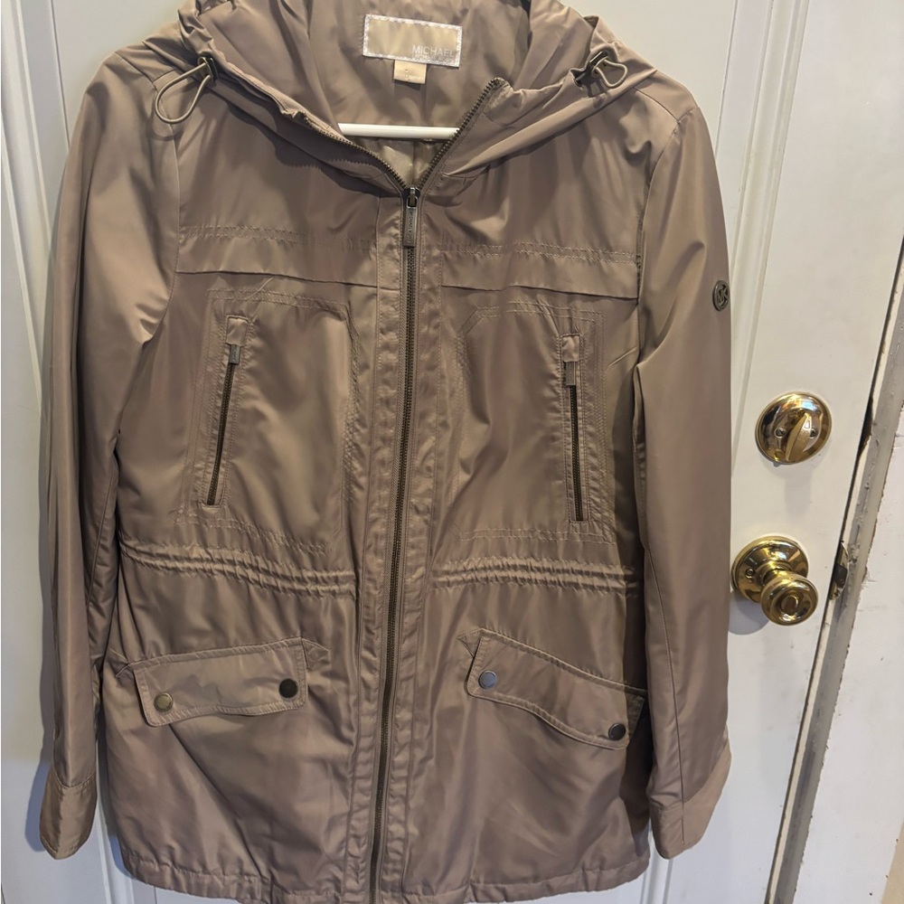 Michael Kors Anorak Rain Jacket Medium Tan Hooded Light Weight Full Zip